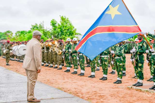 Amélioration des conditions des militaires en RDC : Tshisekedi exige des mesures immédiates